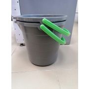 Ведро пластиковое 10л. с носиком.